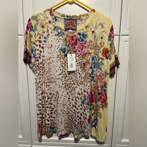 Johnny Was Wildflower crew Swing Tee